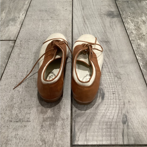 Tod's Brown and Cream Women's Shoes size 9.5 - Picture 2 of 6